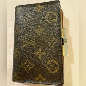 LOUIS VUITTON Wallet Monogram Canvas
